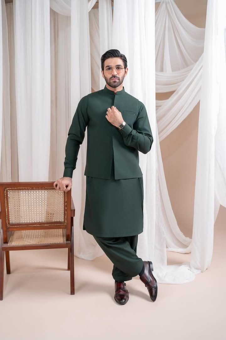 Elegance Redefined: Kurta Shalwar with Waistcoat